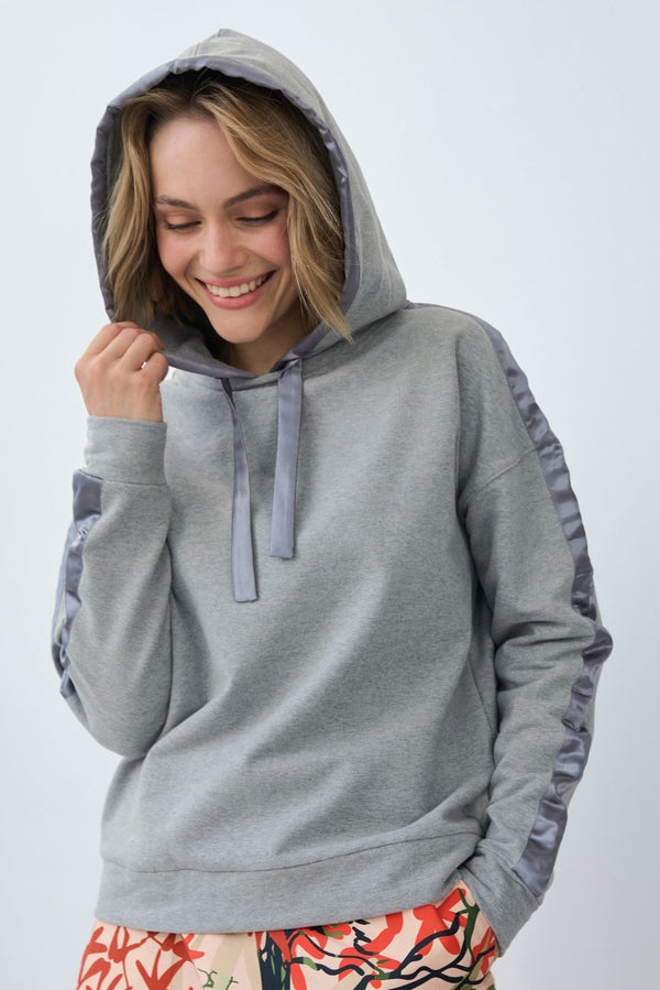 Deluxe Hoodie Grau