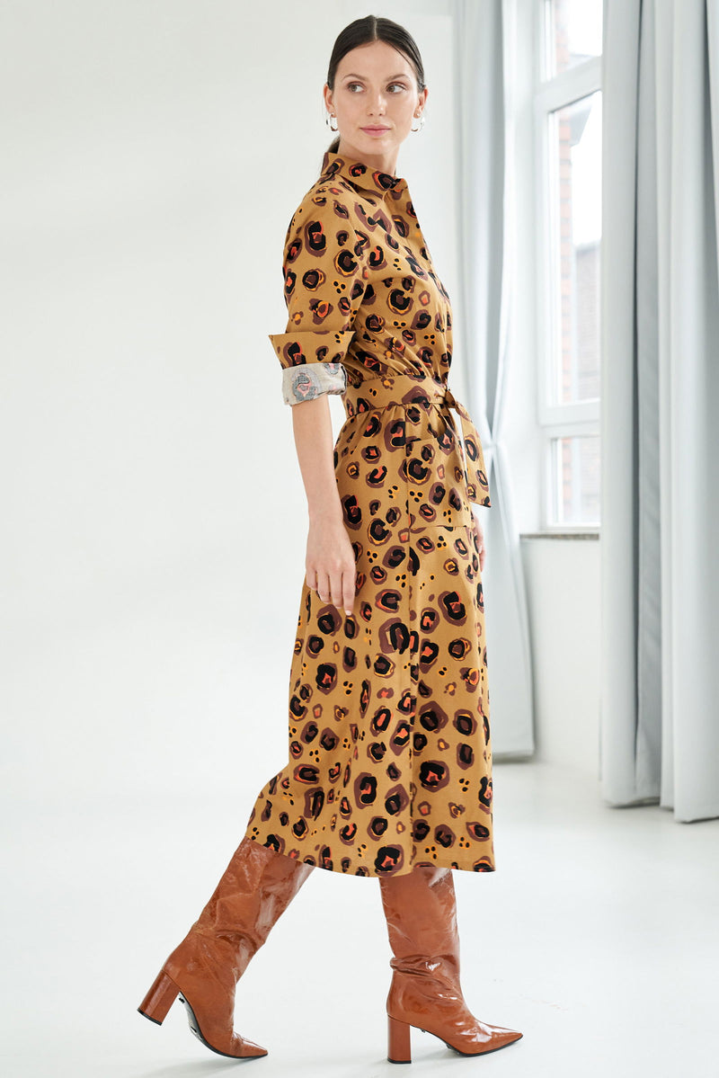 Blusenkleid mit Safari-Druck - Marianna Déri