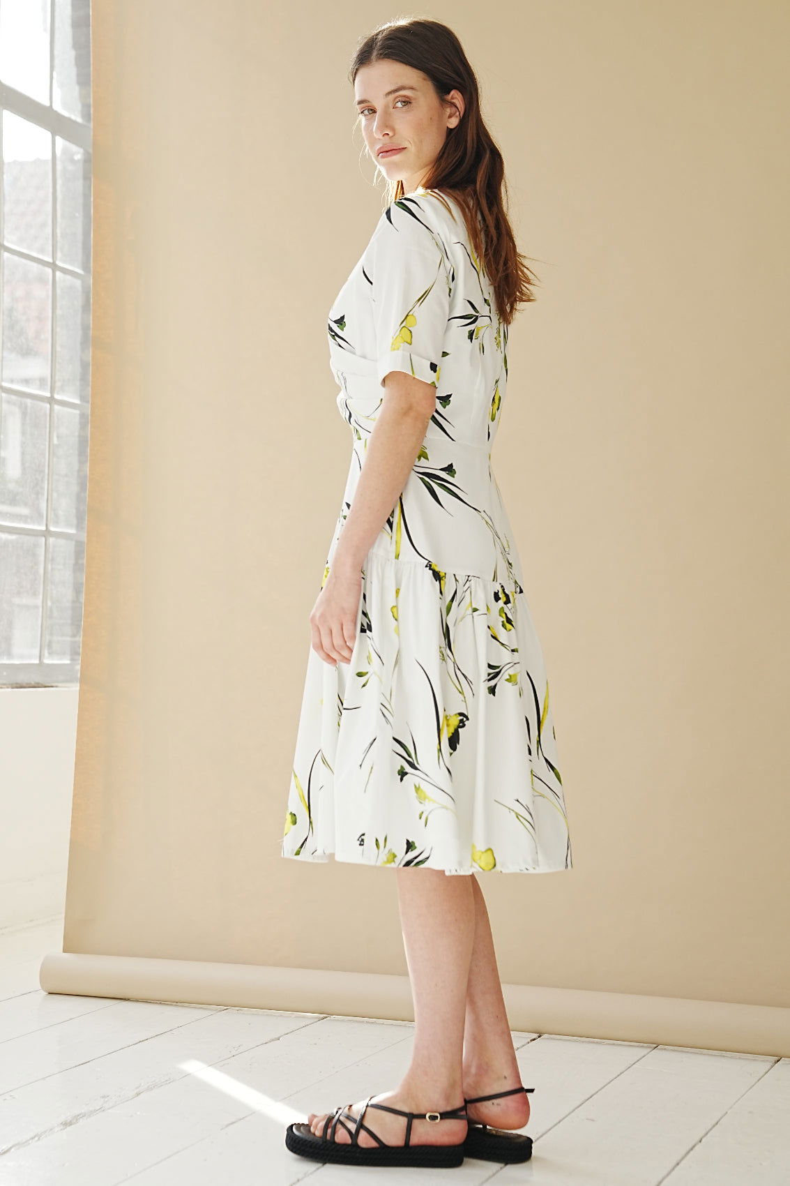 Kleid mit Rapsblüten-Print Weiss - Marianna Déri