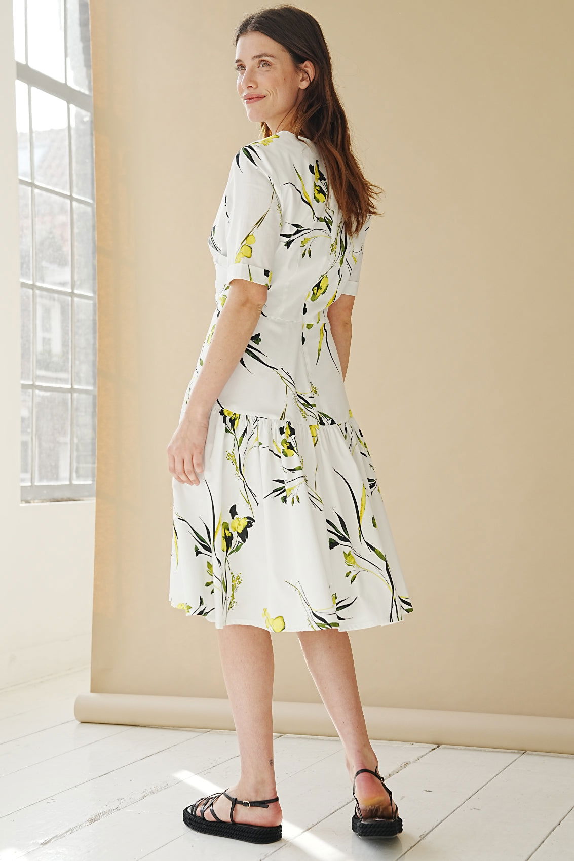 Kleid mit Rapsblüten-Print Weiss - Marianna Déri