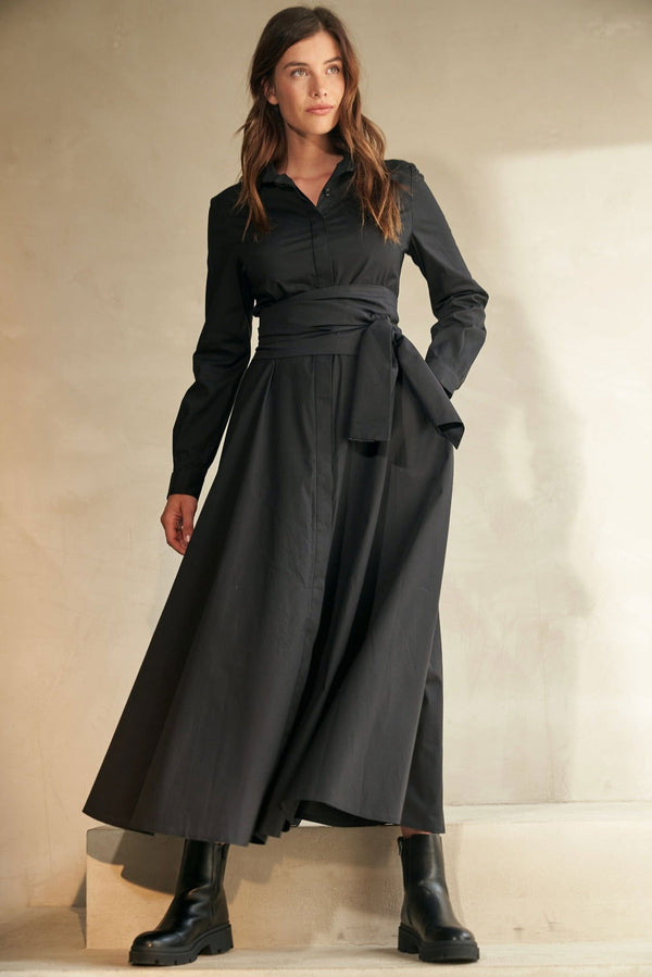 Maxiblusenkleid mit Bindegürtel Schwarz - Marianna Déri